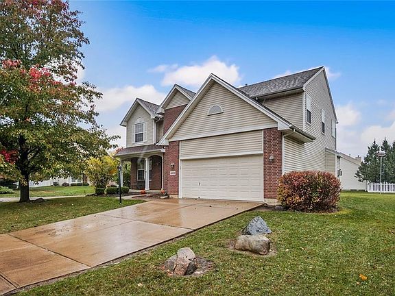 3rd image of 4825 Summerset Dr