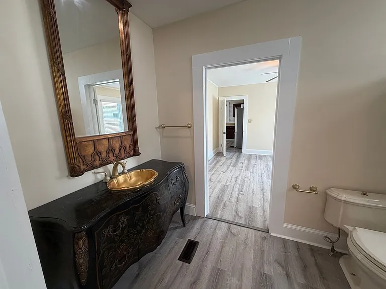 107 Screven St — Photo 10