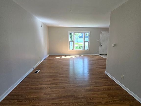 5th image of 1847 Reichert Ave