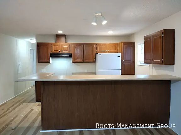 3rd image of 2349 Aurora Ave #Aur2349