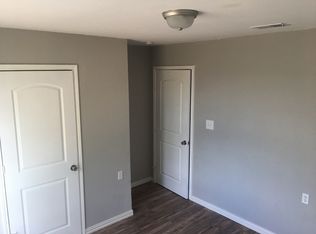 1458 Avenue E, Fort Worth, TX 76104