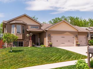 431 Manor Ridge Dr NW, Rochester, MN 55901
