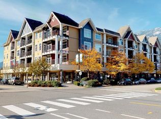 1320 Main St, Squamish, BC V8B 0R2