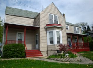 316 N Van Buren St, Dundee, IL 60118