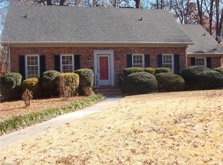 1406 Bearhollow Rd, Greensboro, NC 27410