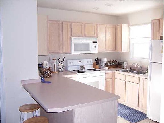 4th image of 414 Barrier Dunes Dr