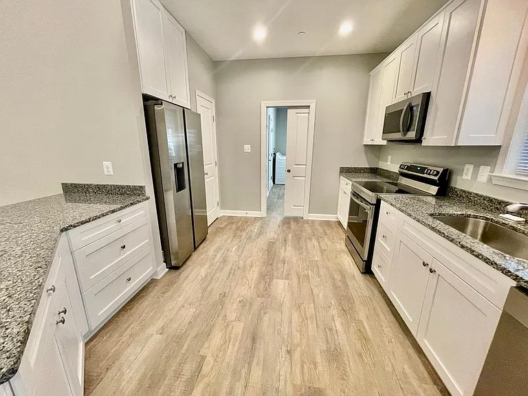 26323 Argentina Dr — Photo 12