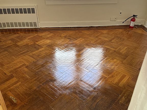 2nd image of 926 E 89th St Floor 2