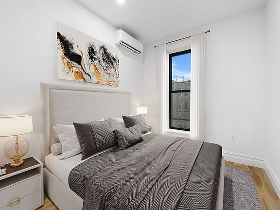 5th image of 187 Halsey St Floor 2