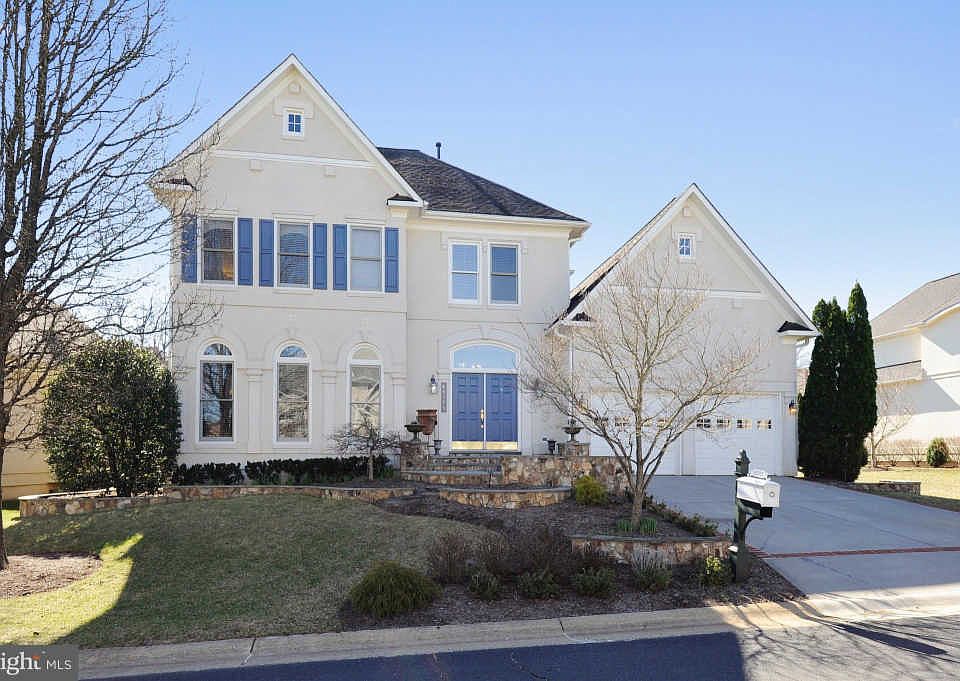 1st image of 43573 Jackson Hole Cir