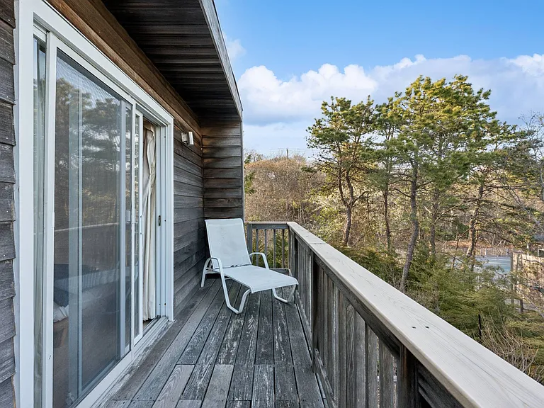 75 Cliff Rd — Photo 22