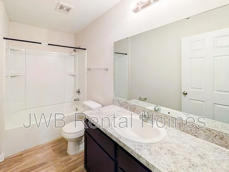 6869 Lake Mist Ln — Photo 11