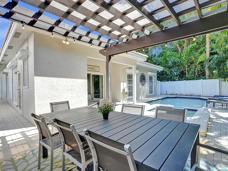 3043 Center Ave — Photo 44