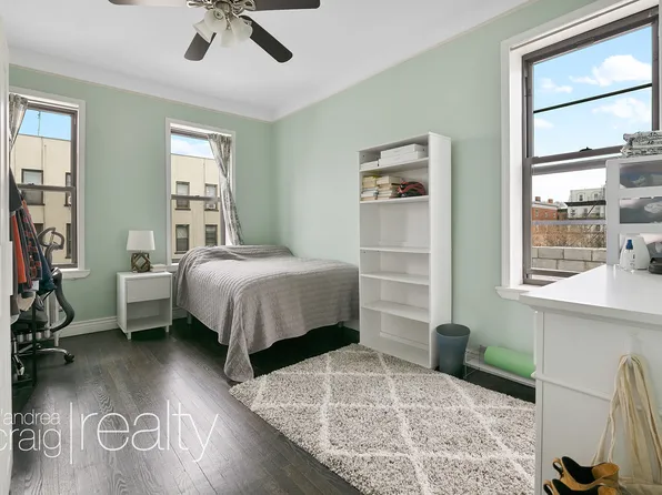 11 1st Place image 3 of 8