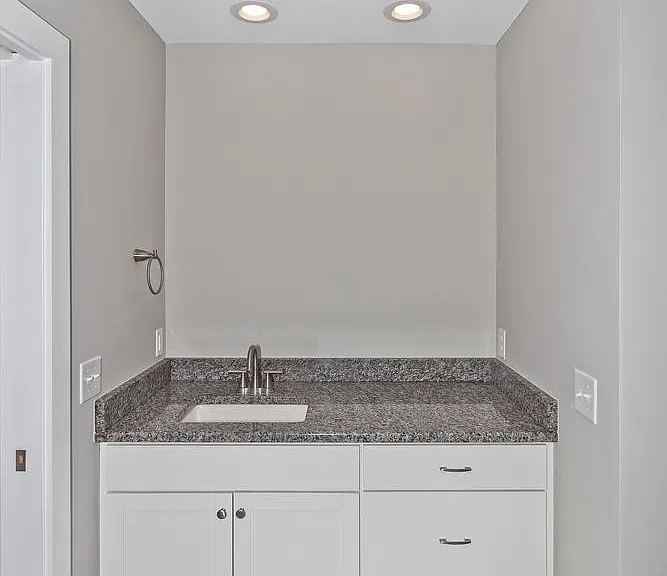 615 Reed St — Photo 14