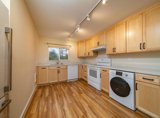 12918 1st Ave SW APT C, Burien, WA 98146
