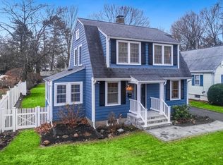 32 Day Hill Rd, Framingham, MA 01702