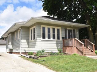 1224 West Lawn AVENUE, Racine, WI 53405