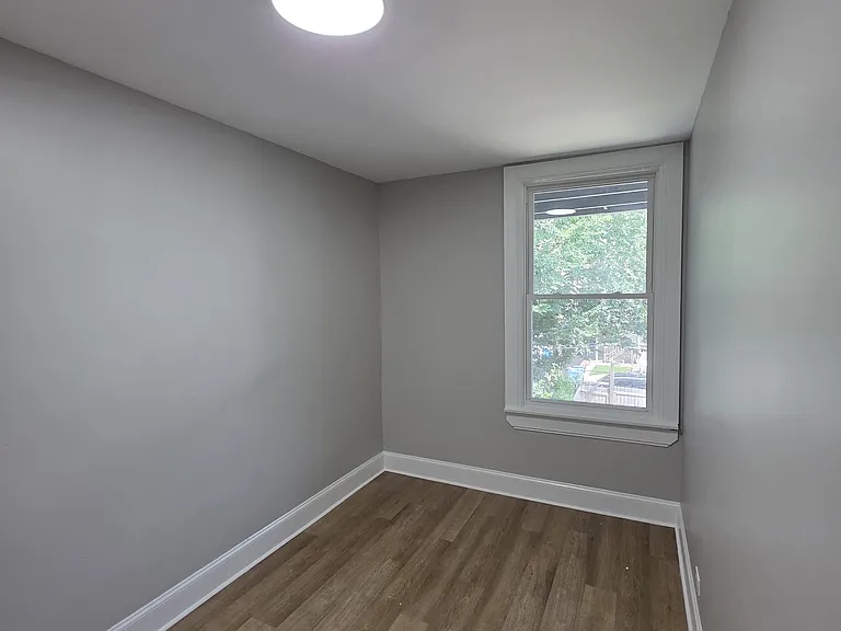3822 W Congress Pkwy #2 — Photo 7