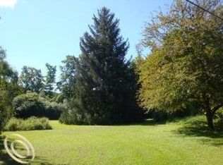32190 Bell Vine Trl, Beverly Hills, MI 48025