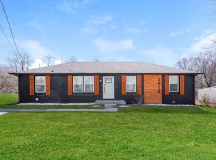 2010 Old Russellville Pike, Clarksville, TN 37043