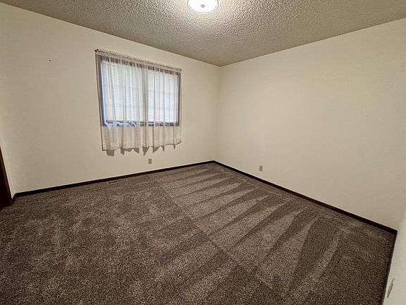 5th image of 4214 1st Ave