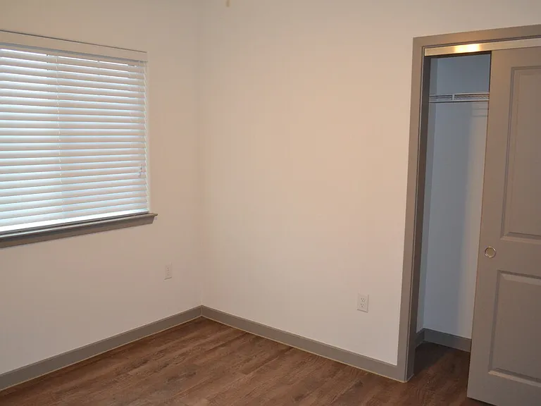 Majestic Ranch Apartment Homes — Photo 33