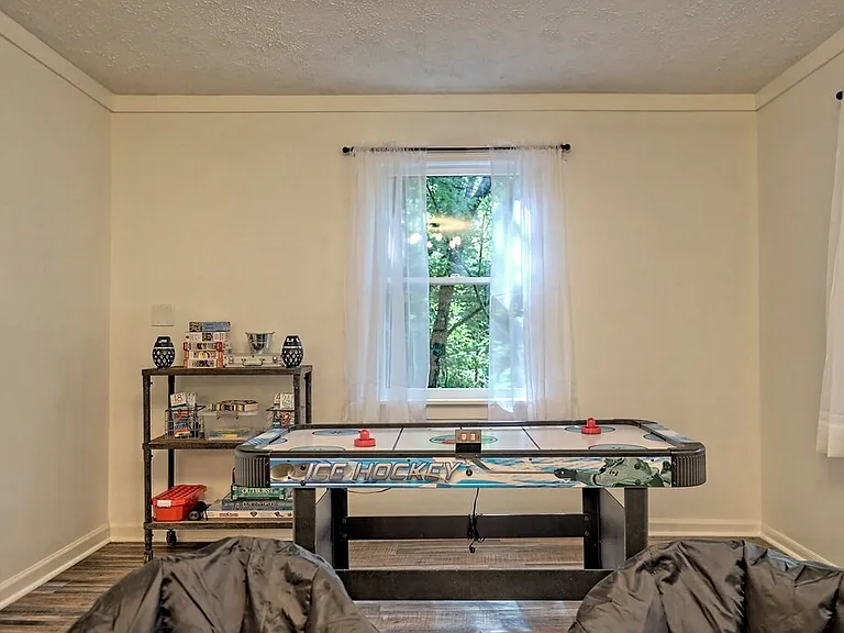 63 Mint Ln — Photo 28