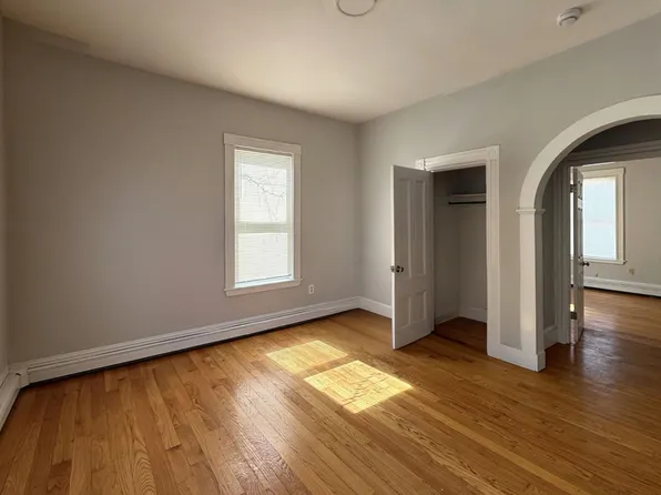 7 Corbet St APT 2, Dorchester Center, MA 02124