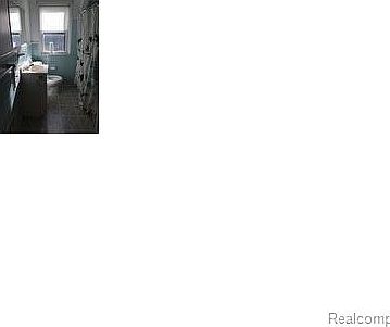 3rd image of 2026 Guthrie Ave