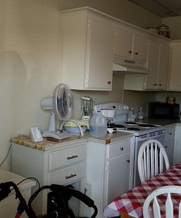3rd image of 4245 Southmost Rd