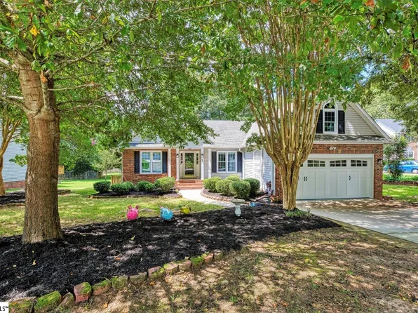 201 Edmondston Ct, Mauldin, SC 29662