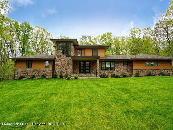 17 Hidden Hollow Terrace, Holmdel, NJ 07733