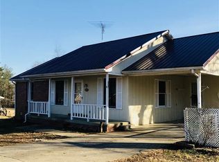 371 Hillview Dr, Cadiz, KY 42211