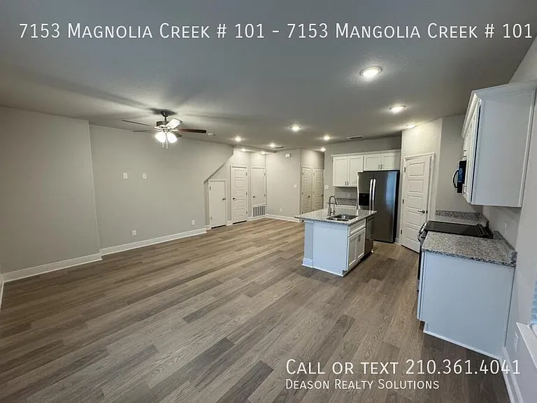 7153 Magnolia Vlg #101 — Photo 2