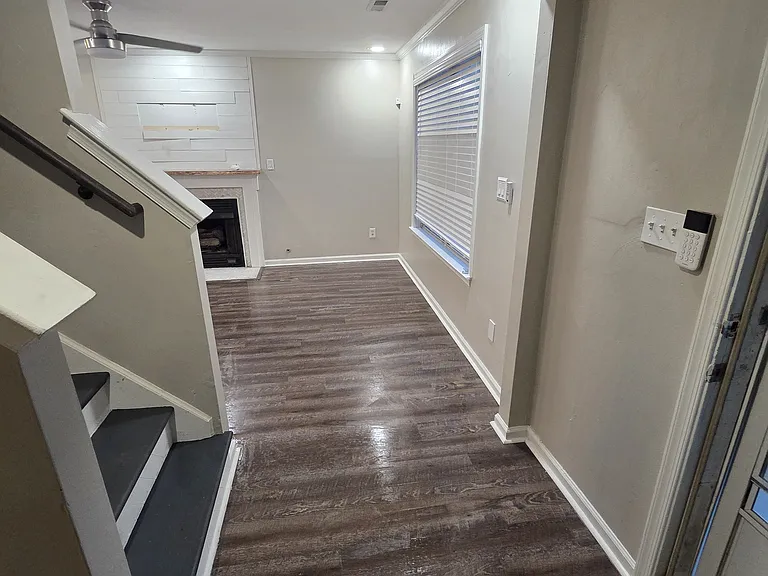403 Judges Ct — Photo 27