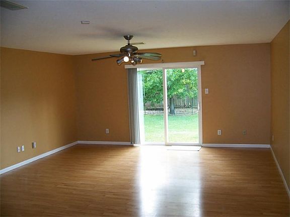 5th image of 18043 Lago Forest Dr