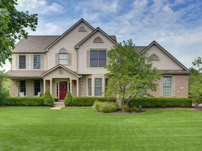 638 Treeside Ln, Avon Lake, OH, 44012