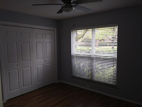 4th image of 1401 Forestglen Dr