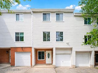 235 Ilyssa Way, Staten Island, NY 10312