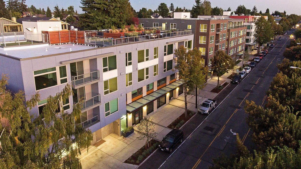 Exterior - Springline