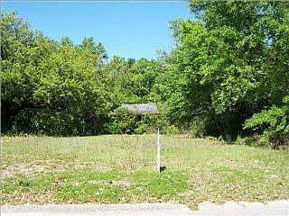 2nd image of 5626 Jackson Rd