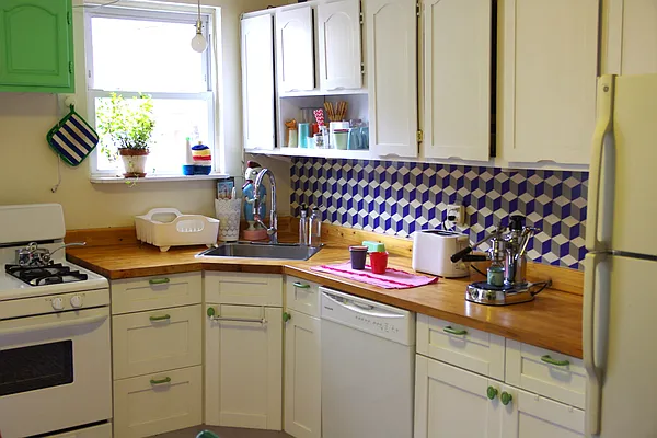 Rented by Brownstone Property Group | media 11