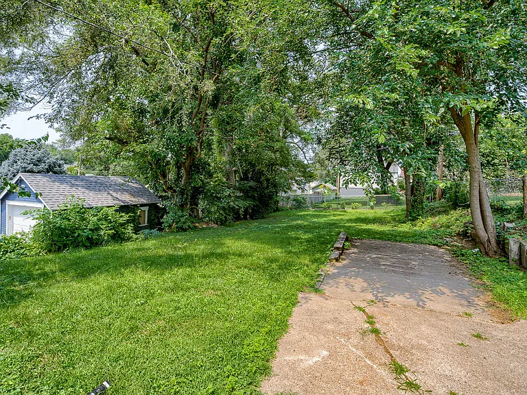 4818 Wirt St — Photo 24