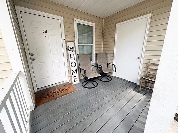 2nd image of 2092 S Sherwood Dr APT E38