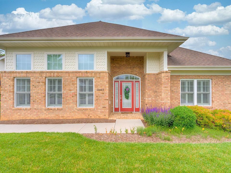 1st image of 2055 Blue Jay Ln