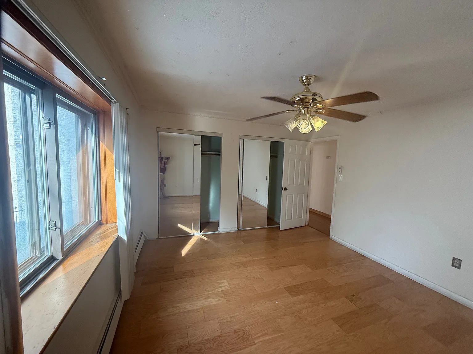 2 bed, 840 sqft, $2,800 — Photo 3