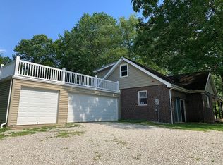 956 Fudges Creek Rd, Barboursville, WV 25504