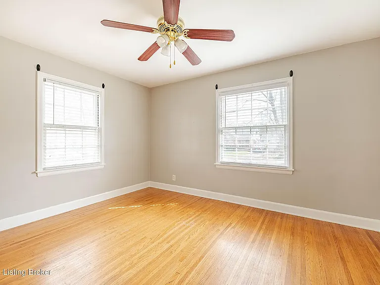 122 Bonner Ave — Photo 14