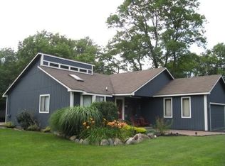 1188 S Williams Lake Rd, White Lake, MI 48386